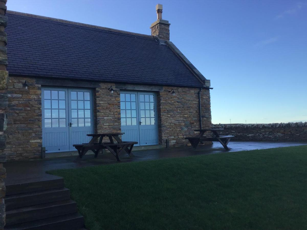 The Granary Lodge Bed & Breakfast Thurso Exterior photo